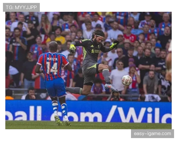 水晶宫火力升级，剑指英超亮眼表现