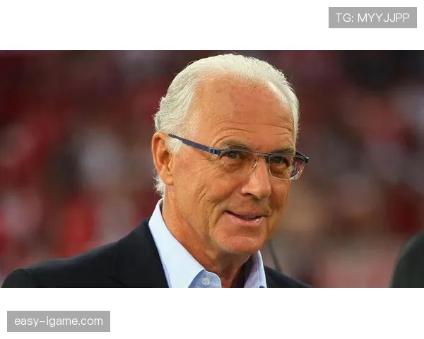 贝肯鲍尔战术革新重塑足球理念,其深远影响与不朽遗产引全球瞩目 贝肯鲍尔战术革新重塑足球理念,其深远影响与不朽遗产引全球瞩目