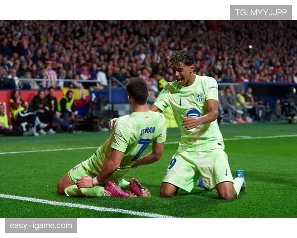 塞内西状态回升助球队逆转取胜，英超焦点战上演精彩翻盘