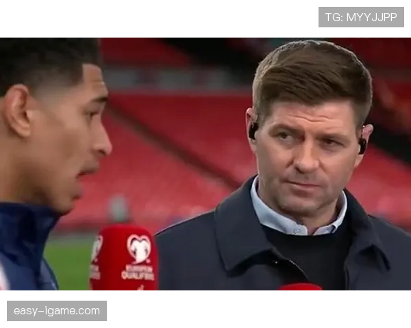 贝林厄姆 vs 杰拉德:全能中场的攻防覆盖与组织能力对比 贝林厄姆 vs 杰拉德:全能中场的攻防覆盖与组织能力对比